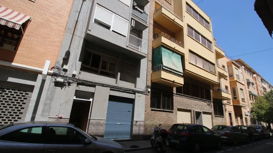 Commercial property de 24 chambres à Alicante, Espagne No. 322