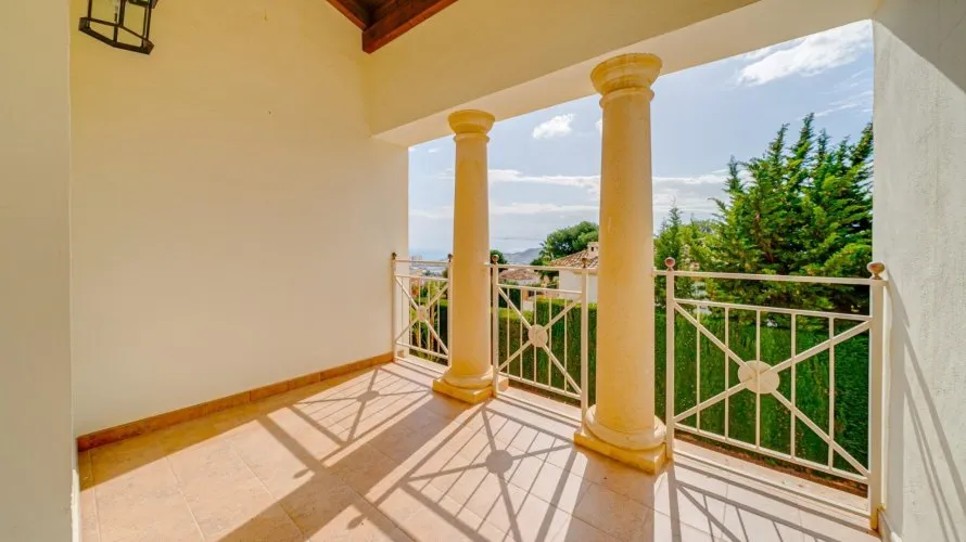 Villa de 4 chambres à Finestrat, Espagne No. 201 № 26