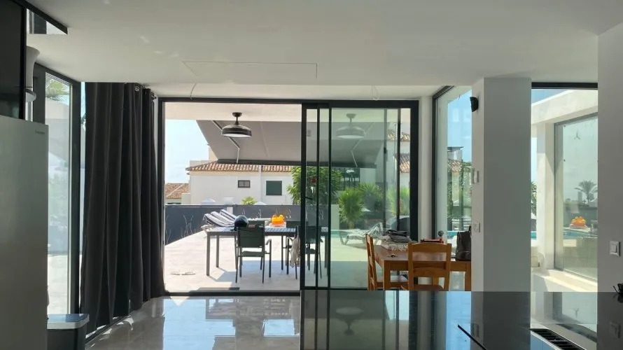 Villa de 6 chambres à Finestrat, Espagne No. 593 № 26