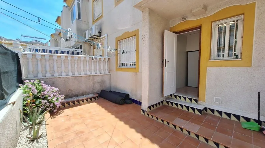 Bungalow de 1 chambre à Torrevieja, Espagne No. 789 № 7
