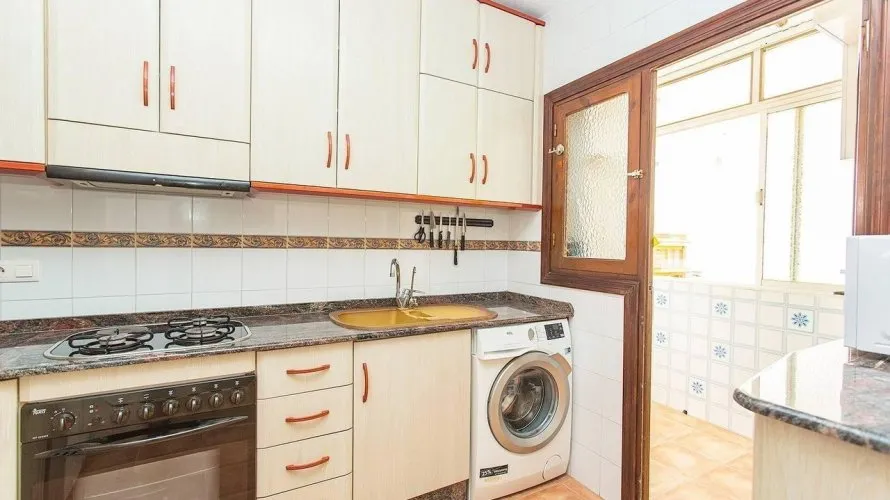 Apartment de 3 chambres à Torrevieja, Espagne No. 212