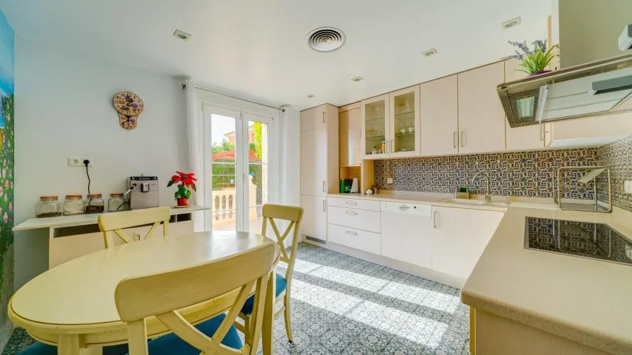 Villa de 4 chambres à Finestrat, Espagne No. 201 № 14