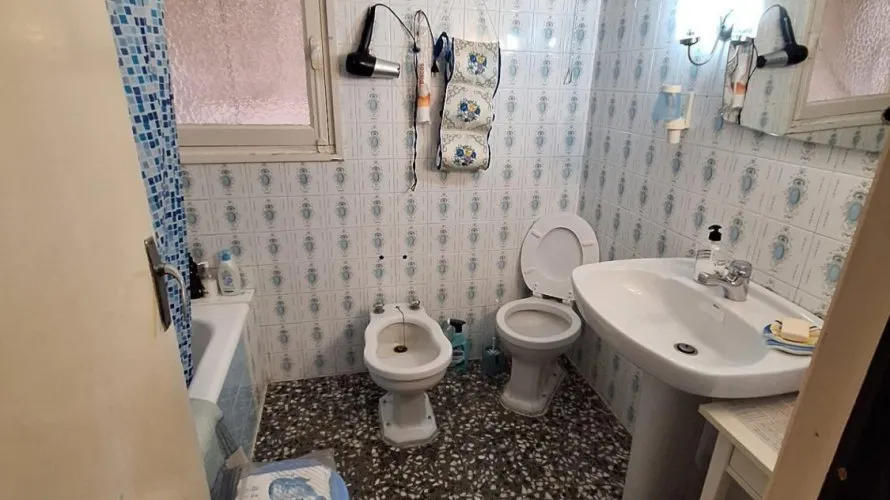 Commercial property de 5 chambres à Torrevieja, Espagne No. 97 № 12