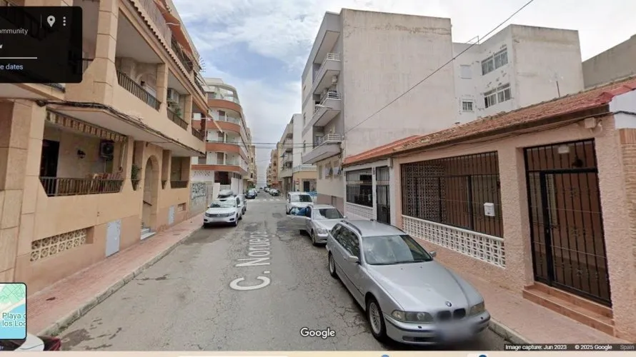 House de 3 chambres à Torrevieja, Espagne No. 528 № 16