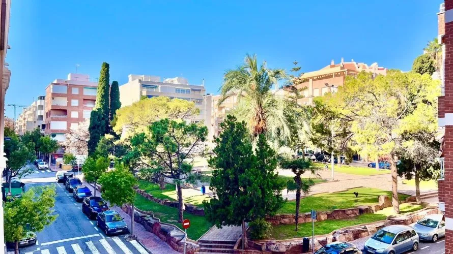 Apartment de 2 chambres à Torrevieja, Espagne No. 798 № 26