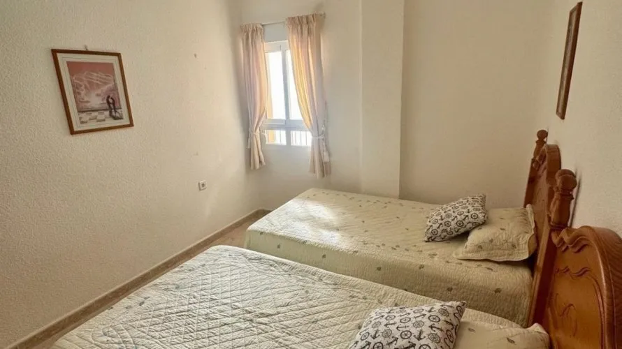 Apartment de 4 chambres à Torrevieja, Espagne No. 662 № 9