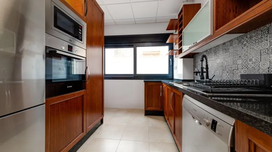 Villa de 210m² à Torrevieja, Espagne No. 509 № 27