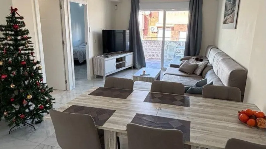 Apartment de 3 chambres à Torrevieja, Espagne No. 652