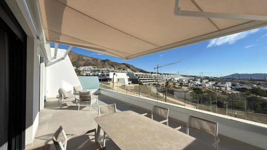 Apartment de 2 chambres à Finestrat, Espagne No. 669 № 24