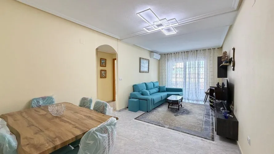 Apartment de 3 chambres à Torrevieja, Espagne No. 672 № 21