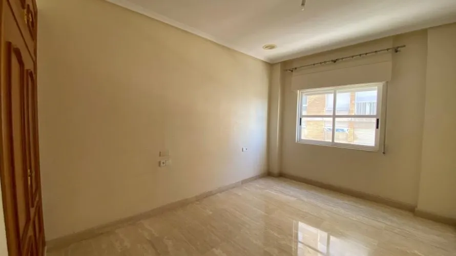 Apartment de 1 chambre à Torrevieja, Espagne No. 483 № 6
