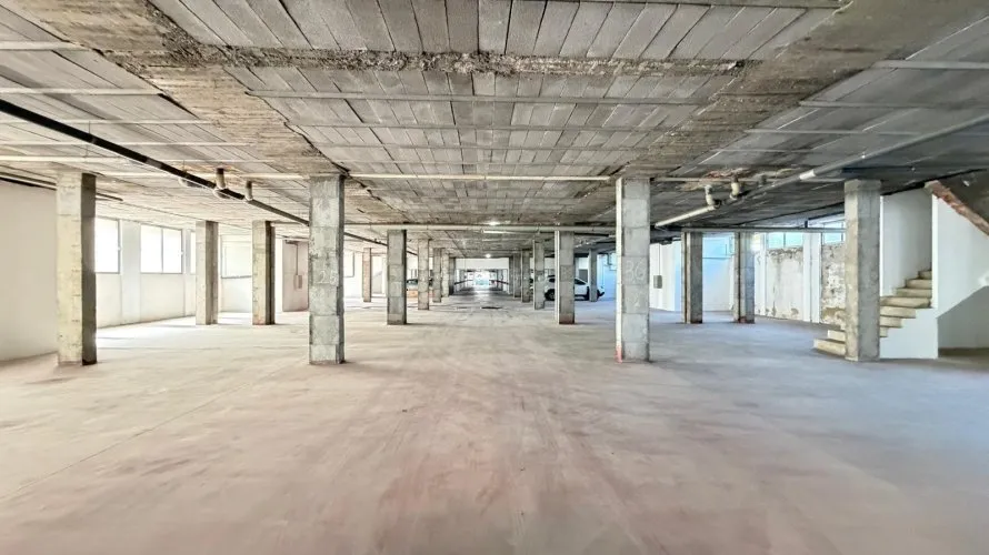 Commercial property de 2800m² à Torrevieja, Espagne No. 1260 № 28