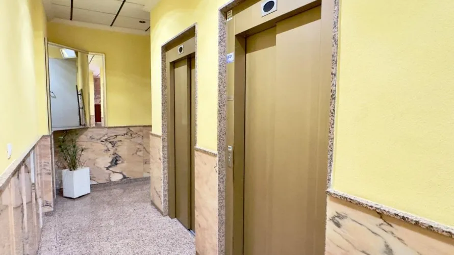 Apartment de 3 chambres à Torrevieja, Espagne No. 1237 № 1