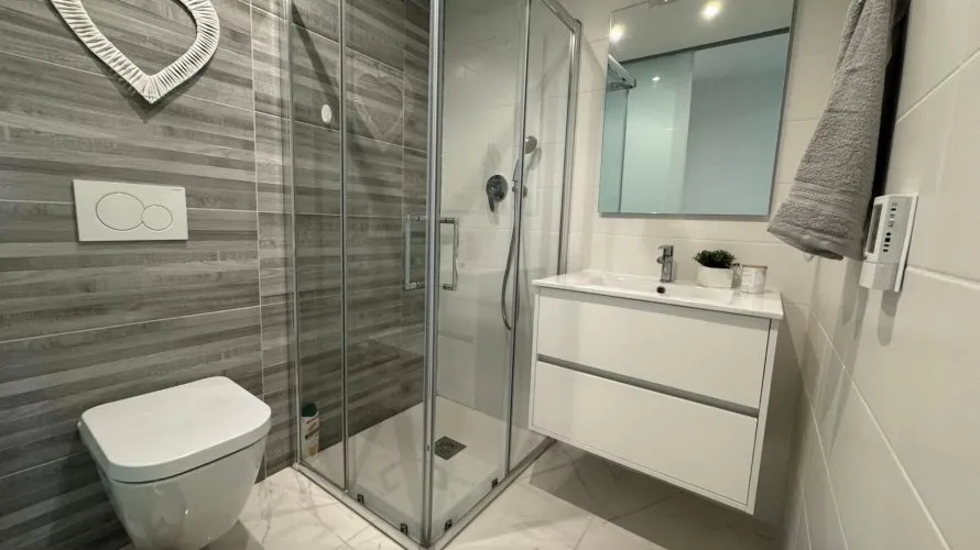 Apartment de 2 chambres à Guardamar del Segura, Espagne No. 1218 № 14