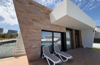 House de 324m² à Finestrat, Espagne No. 1285