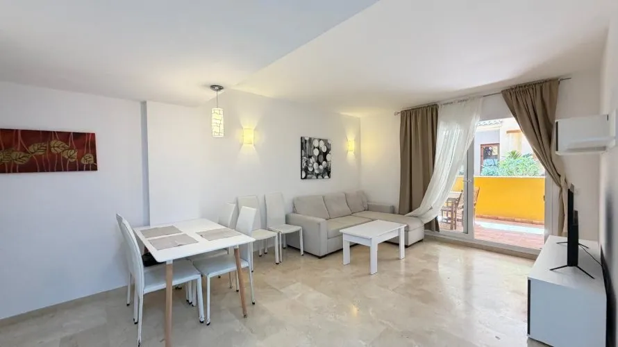 Apartment de 3 chambres à Torrevieja, Espagne No. 1225 № 11
