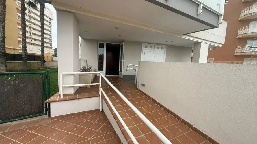 Apartment de 2 chambres à Guardamar del Segura, Espagne No. 1267 № 3