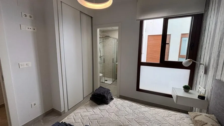 Apartment de 2 chambres à Torrevieja, Espagne No. 1233 № 4