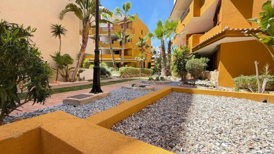 Apartment de 3 chambres à Torrevieja, Espagne No. 1225 № 28