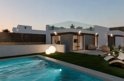 Villa de 3 chambres à Finestrat, Espagne No. 1291