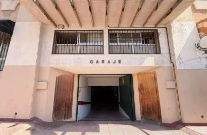 Commercial property de 2800m² à Torrevieja, Espagne No. 1260