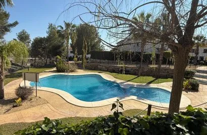 Penthouse de 3 chambres à Finestrat, Espagne No. 1259