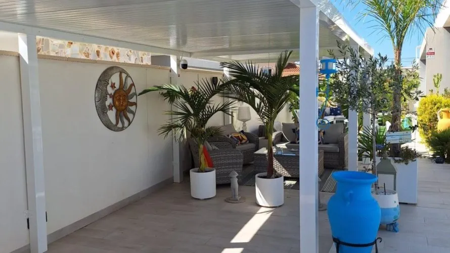 Villa de 106m² à Torrevieja, Espagne No. 1194