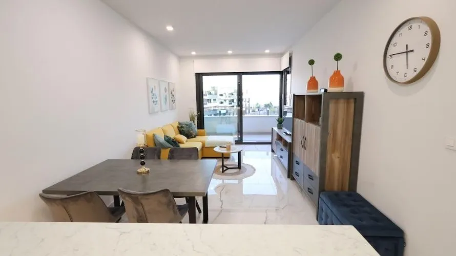 Apartment de 2 chambres à Torrevieja, Espagne No. 1219 № 14