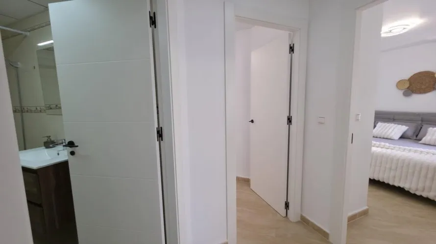 Apartment de 3 chambres à Torrevieja, Espagne No. 1367 № 13