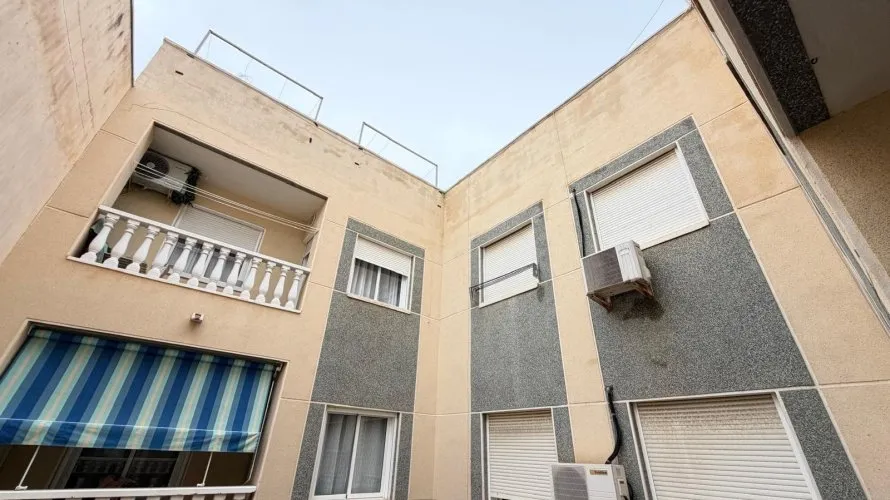 Apartment de 1 chambre à Torrevieja, Espagne No. 1467 № 3