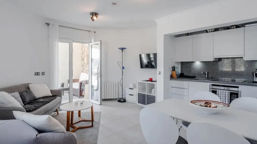 Villa de 247m² à Moraira, Espagne No. 1304 № 12