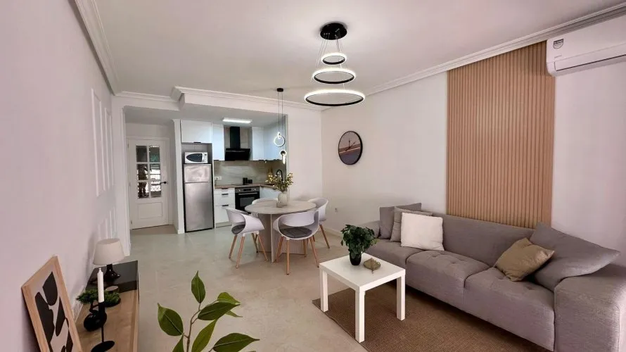 Apartment de 2 chambres à Torrevieja, Espagne No. 1351 № 27