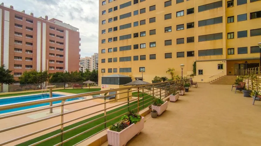 Apartment de 2 chambres à Villajoyosa, Espagne No. 1300 № 3