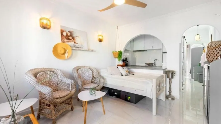 Bungalow de 1 chambre à Torrevieja, Espagne No. 1539 № 12