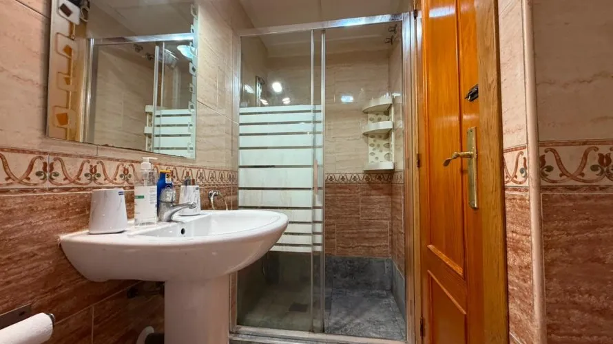 Apartment de 2 chambres à Torrevieja, Espagne No. 1564 № 20