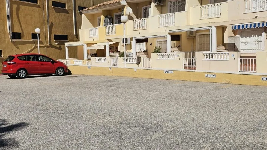 Bungalow de 2 chambres à Guardamar del Segura, Espagne No. 1495 № 13