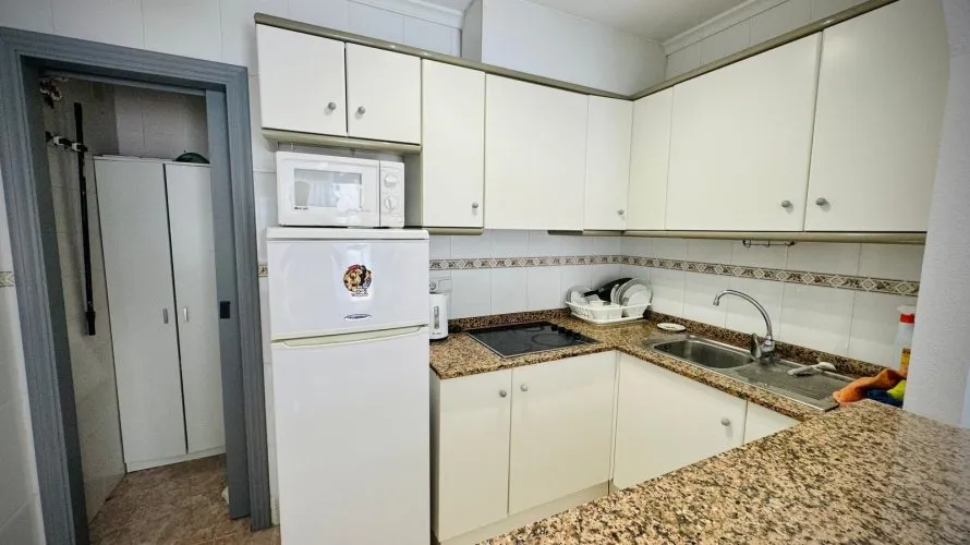 Apartment de 1 chambre à Torrevieja, Espagne No. 1588 № 9