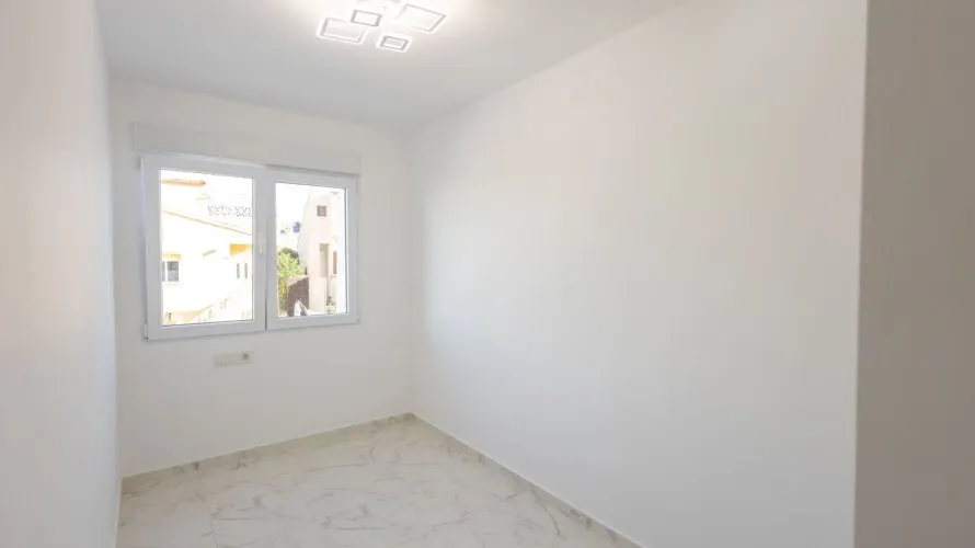 House de 78m² à Torrevieja, Espagne No. 1336 № 15