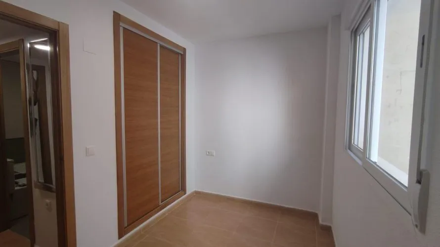 Apartment de 2 chambres à Alicante, Espagne No. 1310 № 19