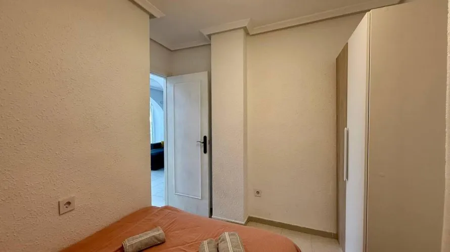 Apartment de 2 chambres à Torrevieja, Espagne No. 1433 № 10