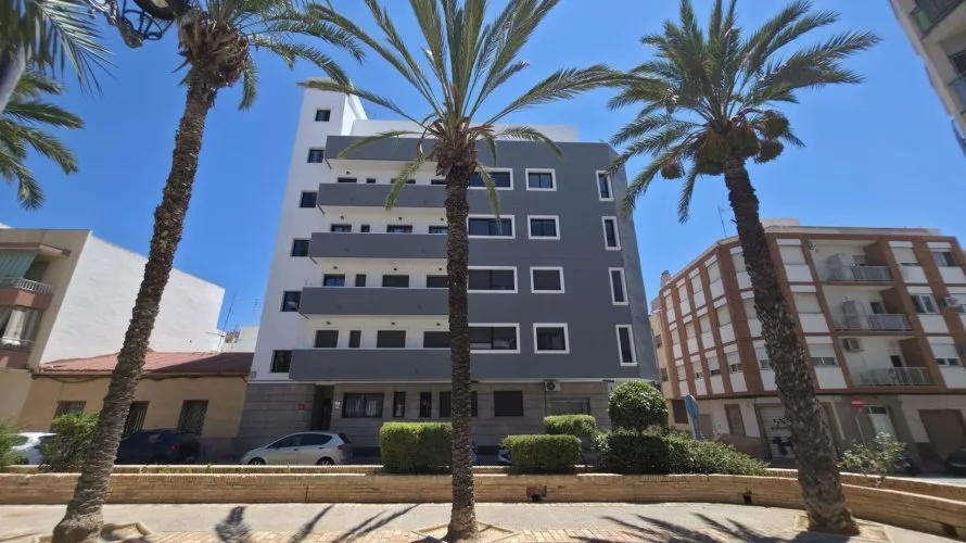 Apartment de 3 chambres à Torrevieja, Espagne No. 1367