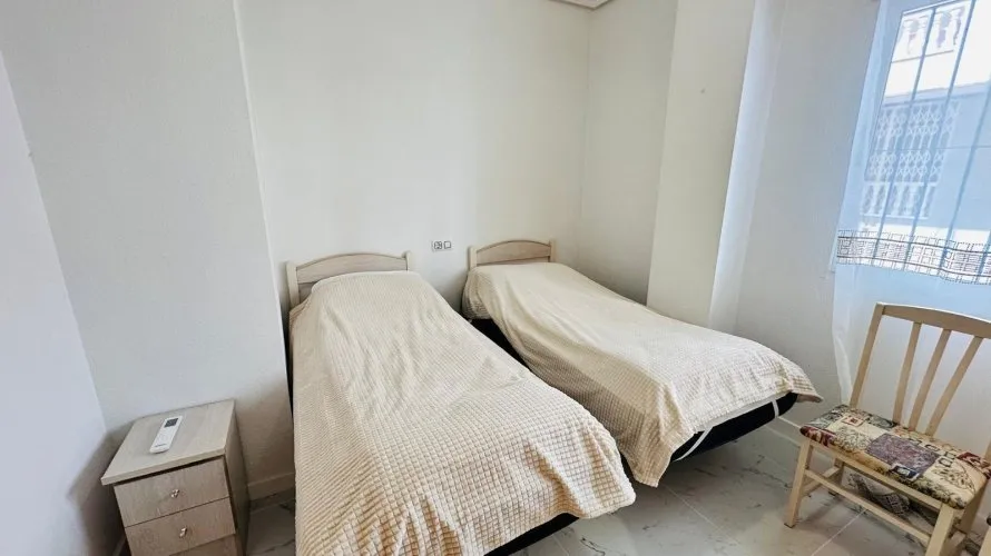 Apartment de 2 chambres à Torrevieja, Espagne No. 1414 № 13