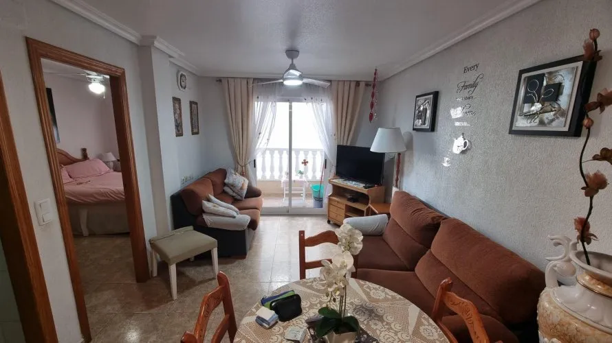 Apartment de 2 chambres à Torrevieja, Espagne No. 1438 № 12