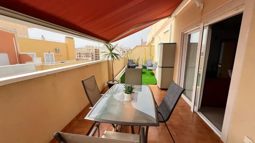 Penthouse de 2 chambres à Torrevieja, Espagne No. 1416 № 1