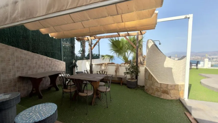 Villa de 7 chambres à Benidorm, Espagne No. 1365 № 13