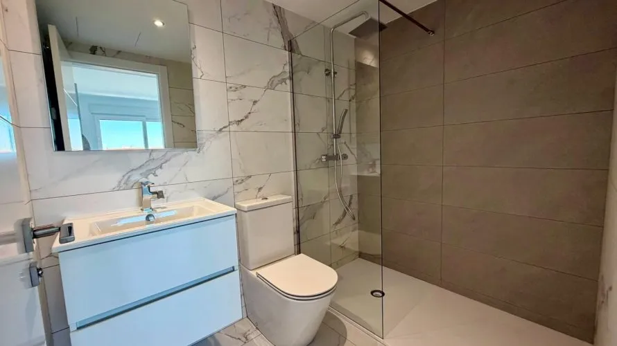 Apartment de 2 chambres à Torrevieja, Espagne No. 1347 № 12