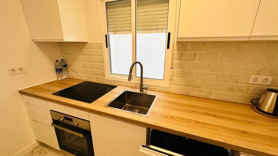 Apartment de 2 chambres à Torrevieja, Espagne No. 1414 № 6