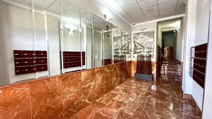 Apartment de 4 chambres à Alicante, Espagne No. 1323 № 1