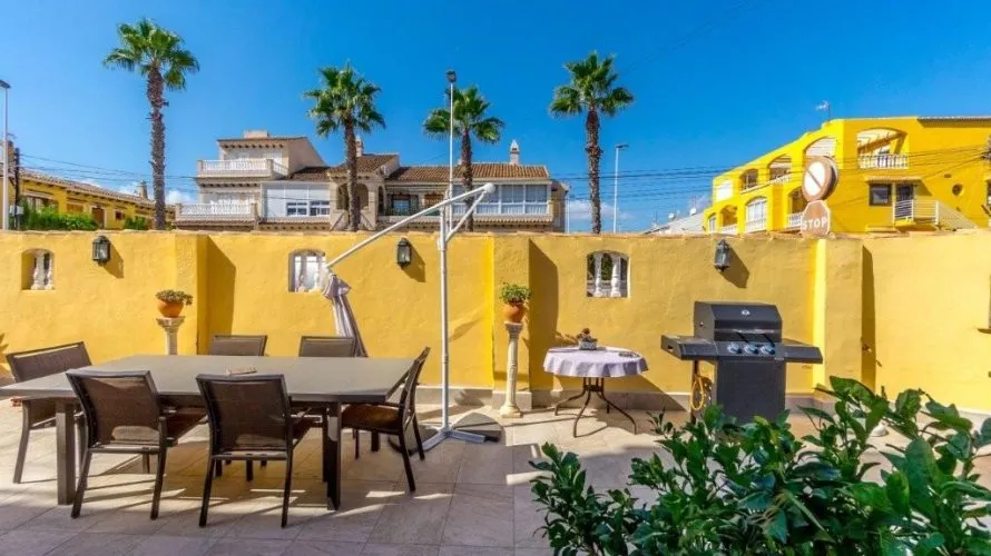 Bungalow de 1 chambre à Torrevieja, Espagne No. 1539 № 15
