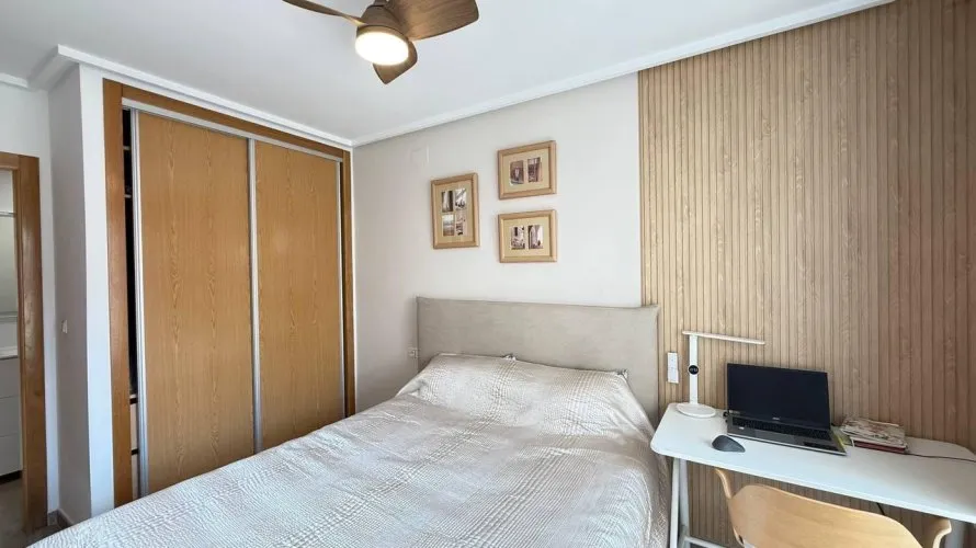 Apartment de 1 chambre à Torrevieja, Espagne No. 1402 № 13
